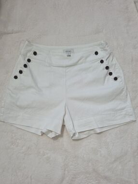 ON•34th White High-Waist Sailor Button Shorts - Tailored Summer Staple